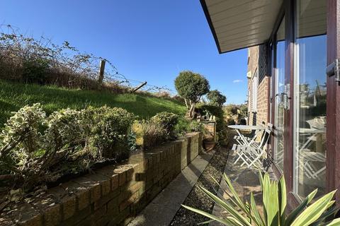 2 bedroom flat for sale, Heywood Court, Manchester