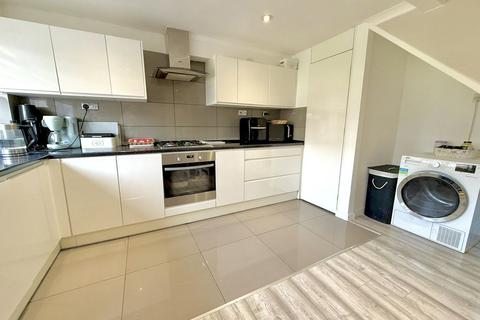 undefined, Enfield Close, Houghton Regis