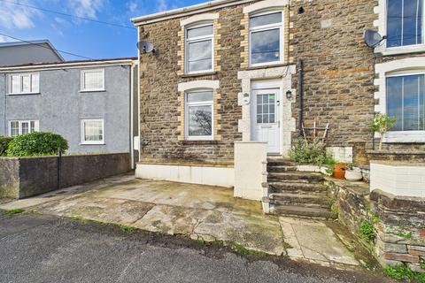 Old Road, Pontardawe, SA8