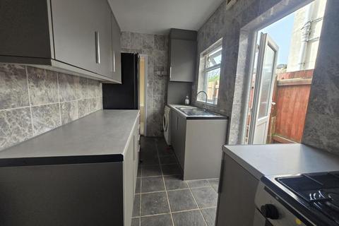 3 bedroom terraced house to rent, Lea House Road, Stirchley,  Birmingham. B30 2DD