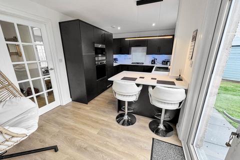 2 bedroom semi-detached house for sale, West Crescent, Troon