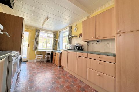2 bedroom semi-detached bungalow for sale, The Crossway, Fareham PO16