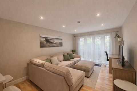 1 bedroom apartment to rent, Clevecross Court, Selborne Road, Croydon