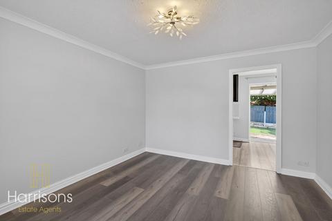 3 bedroom semi-detached house to rent, Rainbow Drive, Manchester *AVAILABLE NOW*