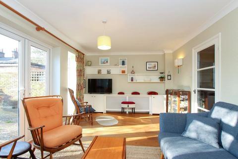 3 bedroom semi-detached house for sale, Langdon Street, Tring