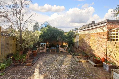 3 bedroom semi-detached house for sale, Langdon Street, Tring
