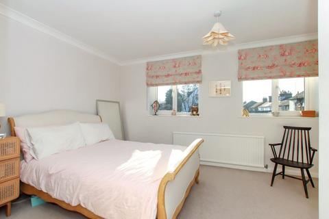 3 bedroom semi-detached house for sale, Langdon Street, Tring