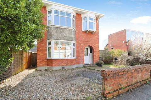 3 bedroom detached house for sale, Columbia Road, Bournemouth BH10