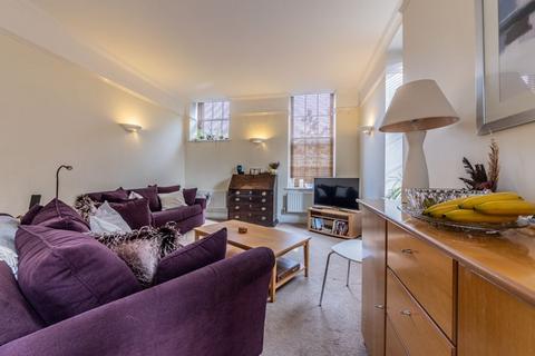2 bedroom apartment to rent, Mandelbrote Drive, Littlemore