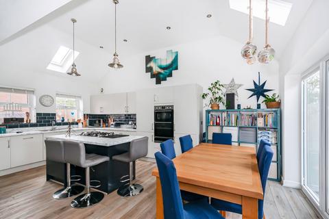 4 bedroom detached house for sale, Lightowler Close, Beverley HU17