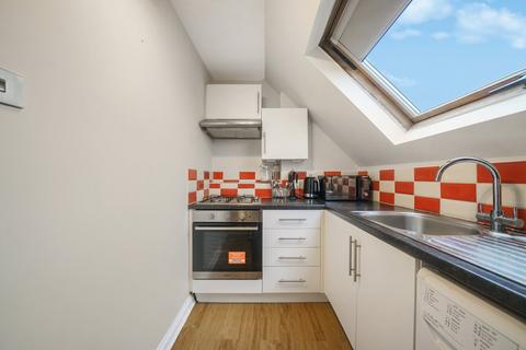 1 bedroom apartment to rent, 50, Mayfield Road, Sanderstead, South Croydon, CR2