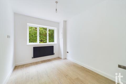 undefined, Fairacres Road, High Lane, Stockport, SK6