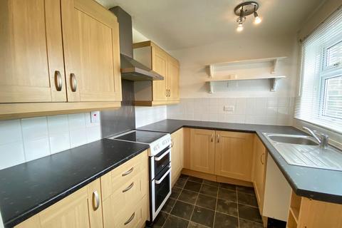 3 bedroom terraced house to rent, Cedar Avenue, Spixworth, NORWICH