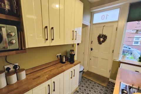 4 bedroom terraced house for sale, Brooklands, Halifax HX3
