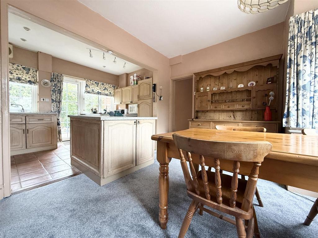 Dining Kitchen