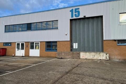 Warehouse to rent, Mead Ln Hertford SG13 7AY