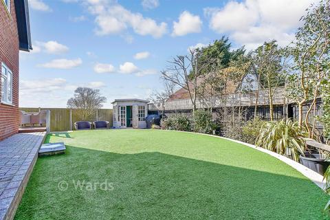 4 bedroom detached house for sale, Dymchurch Road, St. Mary's Bay, Romney Marsh, Kent