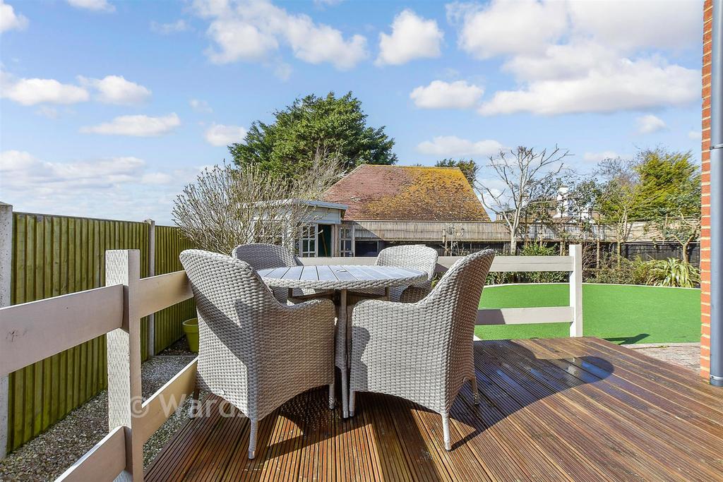 Patio / Decking