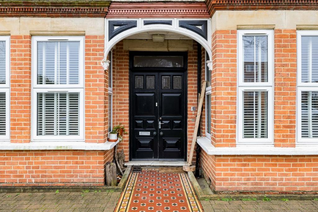 Private Entrance