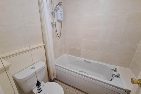 undefined, 40 1/0 Perth Road, ,