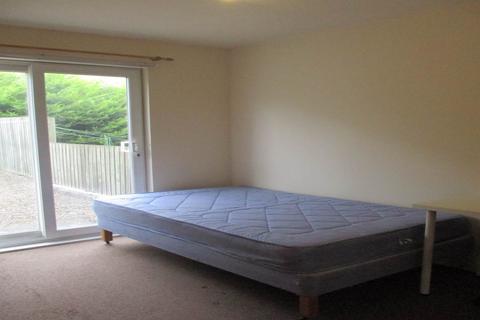 undefined, 16 Brook Gardens, ,