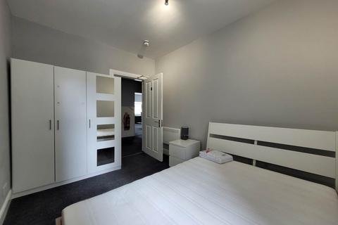 undefined, 9 Royal Apartments, 5 Union Street,