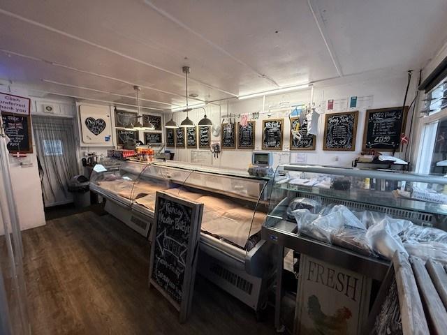 Shop jpg