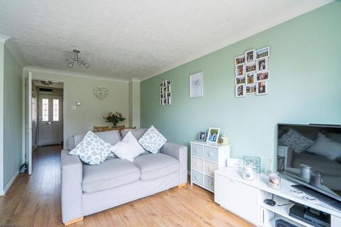 undefined, Trumper way, Slough, SL1 5EY