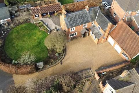 3 bedroom detached house for sale, Dowthorpe End, Earls Barton, Northamptonshire NN6