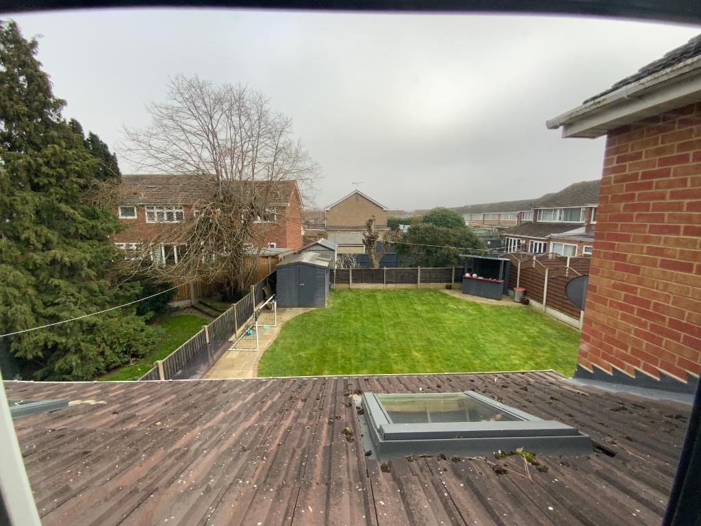 REAR GARDEN approx 60ft