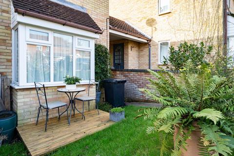 undefined, The Lawns, Hemel Hempstead HP1