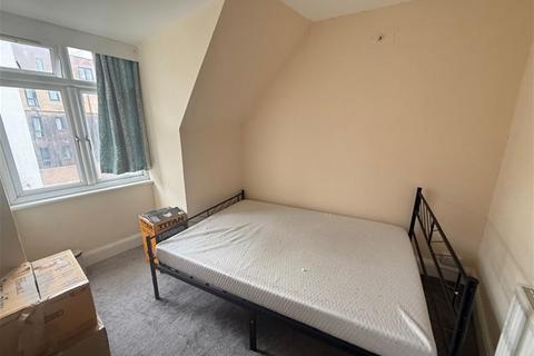 undefined, KINGSLEY RD, Hounslow