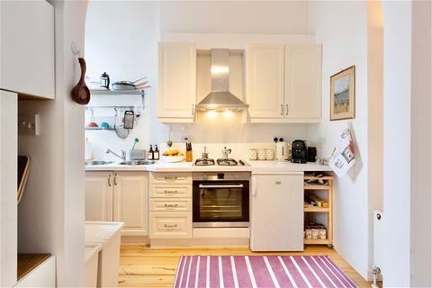 2 bedroom flat for sale, Belsize Place, Belsize Village, Belsize Park