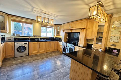 4 bedroom semi-detached house for sale, William Morris Terrace, Shotton Colliery, Durham, County Durham, DH6