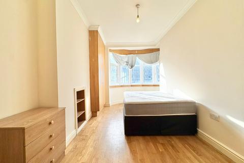 1 bedroom in a house share to rent, LONDON SE27