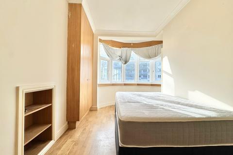 1 bedroom in a house share to rent, LONDON SE27