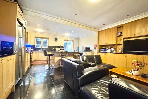 1 bedroom in a house share to rent, LONDON SE27
