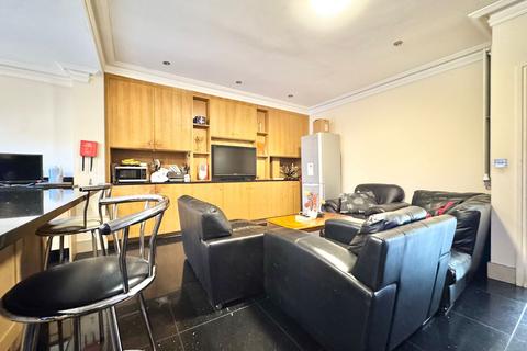 1 bedroom in a house share to rent, LONDON SE27