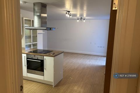 2 bedroom flat to rent, St. Georges Grove, London, SW17