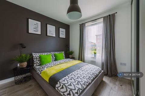 2 bedroom flat to rent, Springfield Gardens, Glasgow, G31