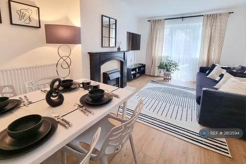 undefined, Byng Drive, Potters Bar, EN6