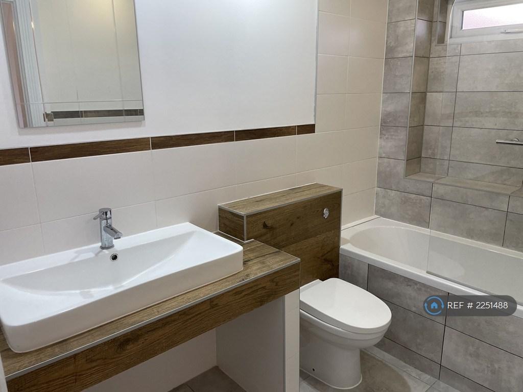 Upstairs Bathroom