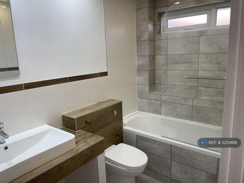 Upstairs Bathroom