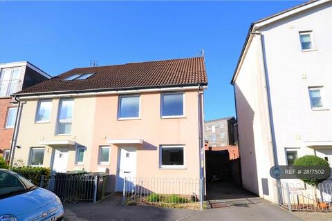 undefined, Charlbury Lane, Basingstoke, RG24