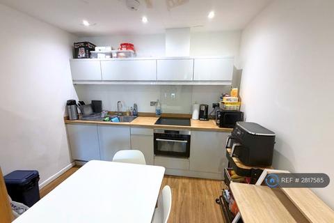 1 bedroom flat to rent, Adair House, Epsom, KT19