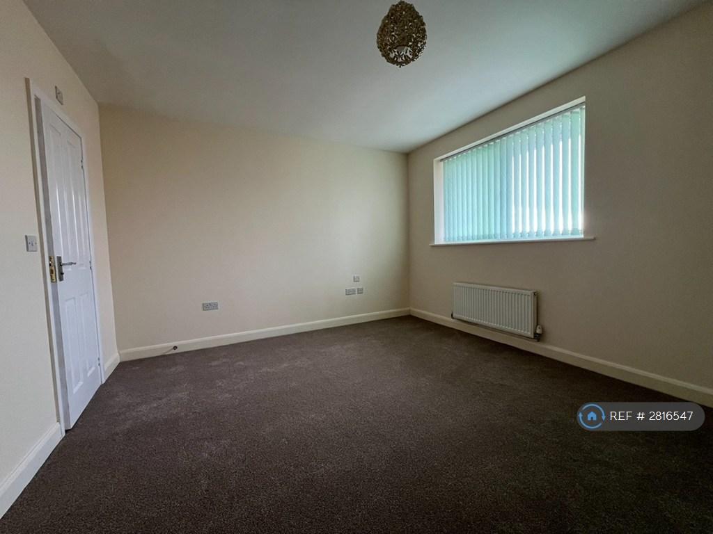 Master Bedroom (With En-Suite)