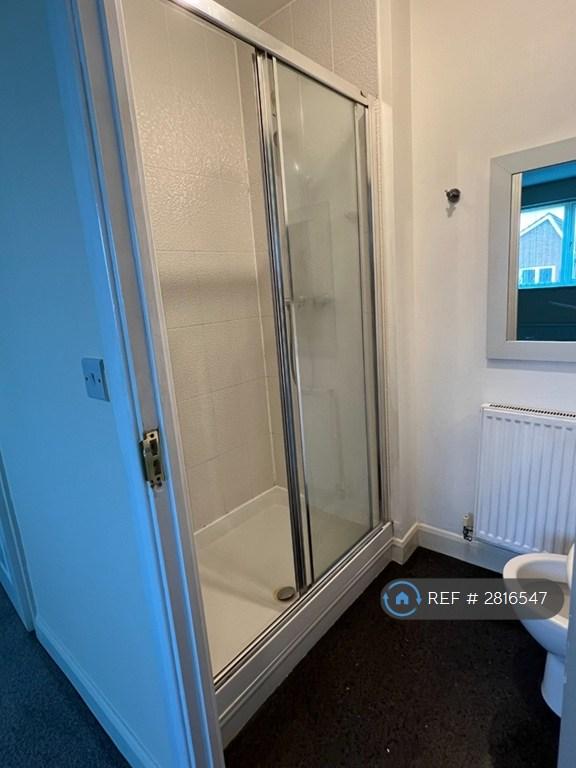 En-Suite At Master Bedroom