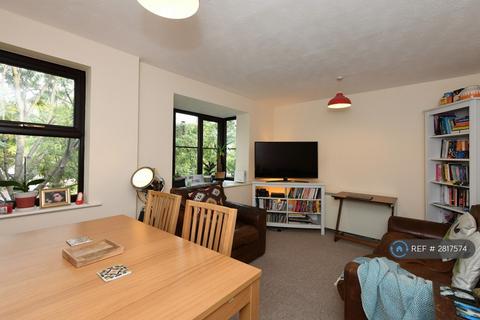 undefined, Hallingbury Court, London, E17