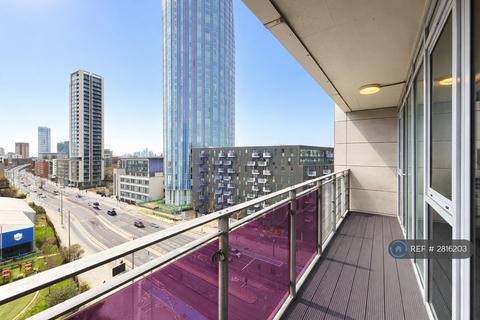 3 bedroom flat to rent, London, London, E15