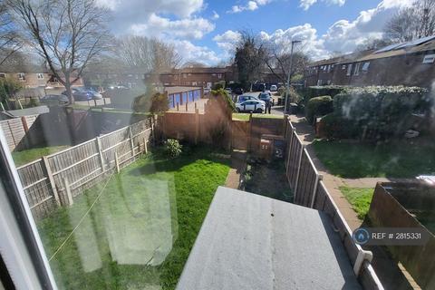 undefined, Robin Lane, Wellingborough, NN8